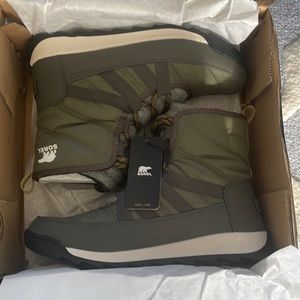 Sorel Whitney II Short Lace Waterproof boots